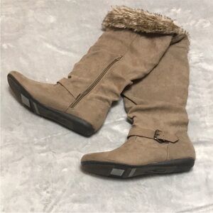 Women's Tan Boots